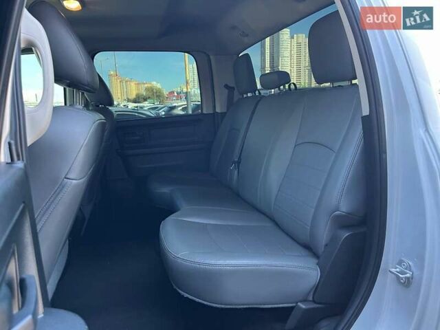 Сірий Ram 1500, об'ємом двигуна 5.65 л та пробігом 90 тис. км за 23990 $, фото 9 на Automoto.ua