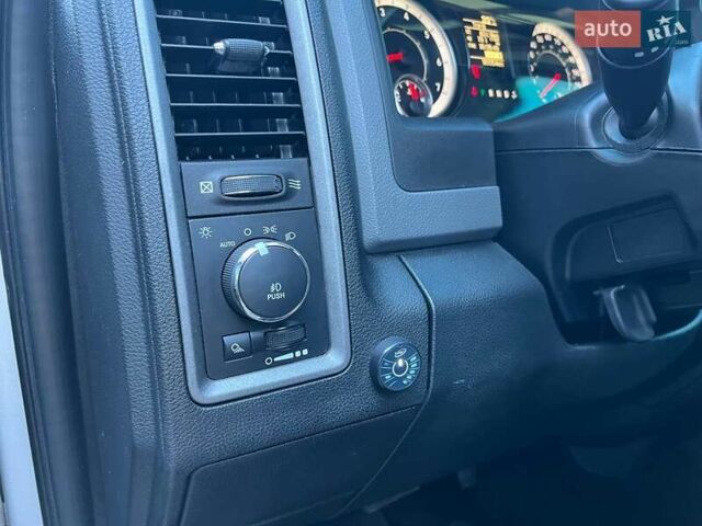 Сірий Ram 1500, об'ємом двигуна 5.65 л та пробігом 90 тис. км за 23990 $, фото 17 на Automoto.ua