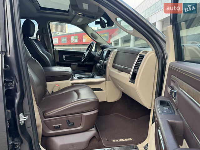 Серый Ram 1500, объемом двигателя 5.65 л и пробегом 77 тыс. км за 39900 $, фото 20 на Automoto.ua