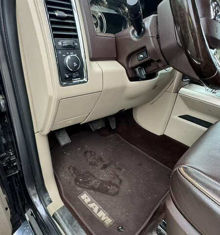 Сірий Ram 1500, об'ємом двигуна 5.66 л та пробігом 78 тис. км за 36500 $, фото 63 на Automoto.ua