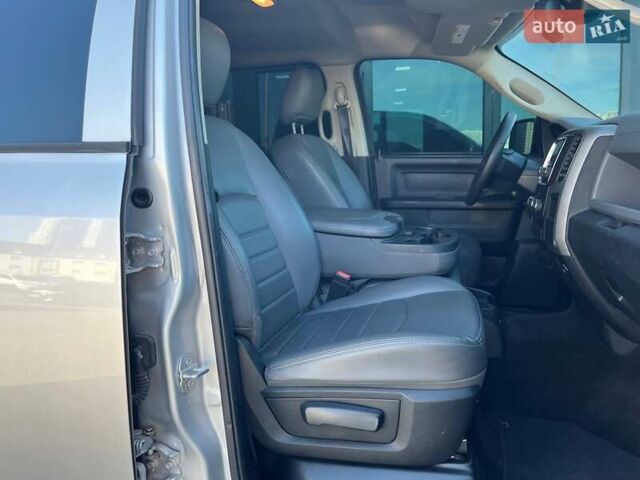 Сірий Ram 1500, об'ємом двигуна 5.65 л та пробігом 90 тис. км за 23990 $, фото 11 на Automoto.ua