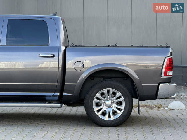 Серый Ram 1500, объемом двигателя 5.65 л и пробегом 77 тыс. км за 39900 $, фото 7 на Automoto.ua