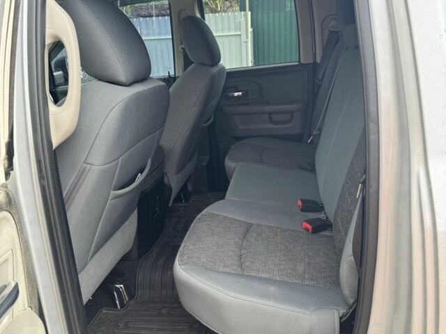 Серый Ram 1500, объемом двигателя 5.7 л и пробегом 122 тыс. км за 27000 $, фото 3 на Automoto.ua