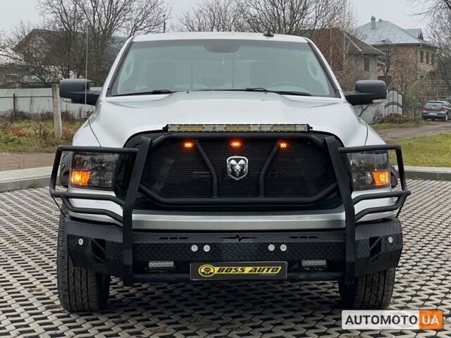 Серый Ram 1500, объемом двигателя 5.7 л и пробегом 135 тыс. км за 32999 $, фото 1 на Automoto.ua