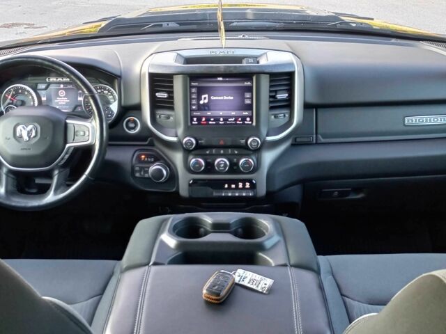 Серый Ram 1500, объемом двигателя 5.7 л и пробегом 205 тыс. км за 33500 $, фото 15 на Automoto.ua