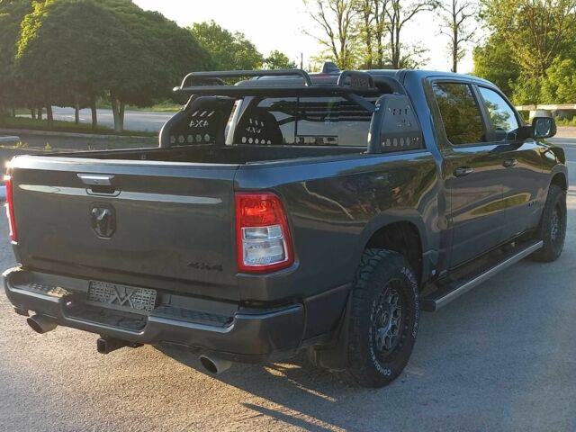 Серый Ram 1500, объемом двигателя 5.7 л и пробегом 205 тыс. км за 33500 $, фото 4 на Automoto.ua