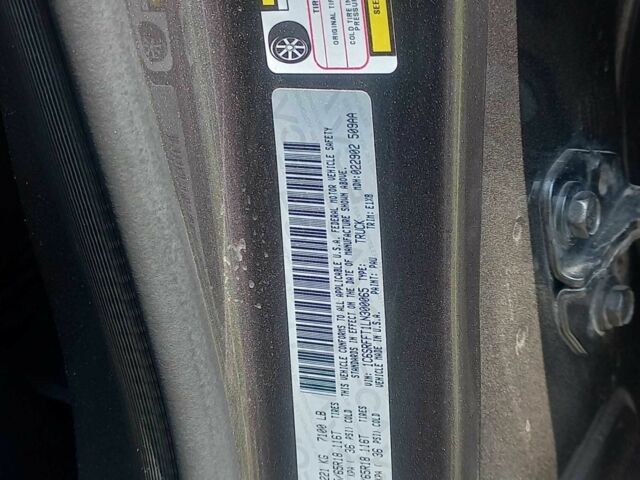 Сірий Ram 1500, об'ємом двигуна 5.7 л та пробігом 209 тис. км за 31000 $, фото 19 на Automoto.ua