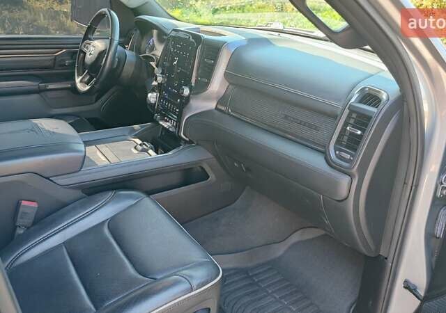 Ram 1500 2021 в Белой Церкве на Automoto.ua Серый Ram 1500, объемом двигателя 2.99 л и пробегом 99 тыс. км за 54990 $, фото 29 на Automoto.ua