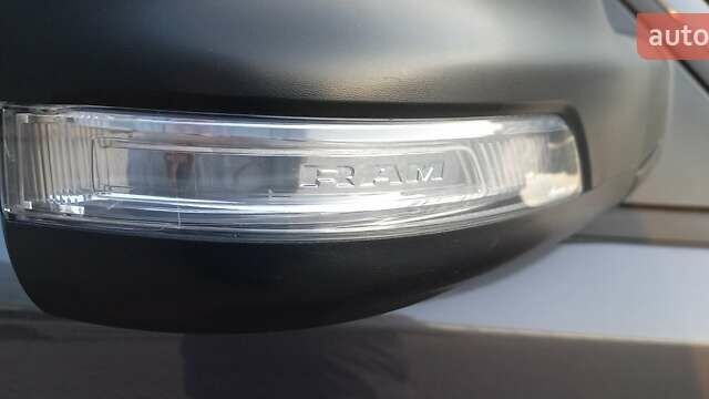 Серый Ram 1500, объемом двигателя 3.6 л и пробегом 66 тыс. км за 32000 $, фото 10 на Automoto.ua