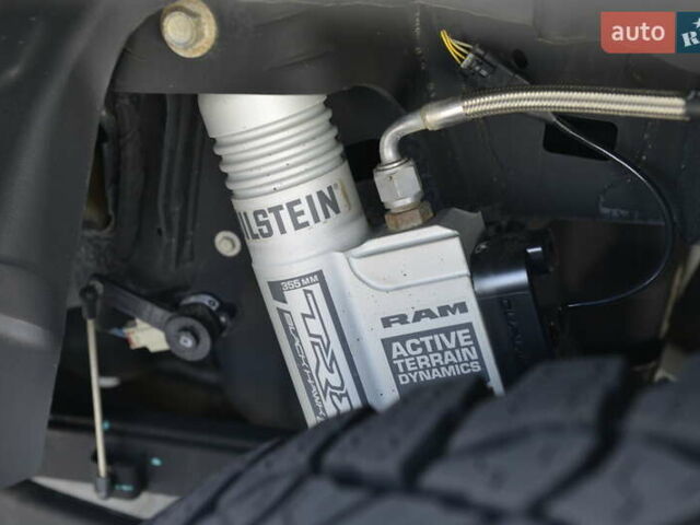 Серый Ram 1500, объемом двигателя 6.17 л и пробегом 26 тыс. км за 125000 $, фото 16 на Automoto.ua