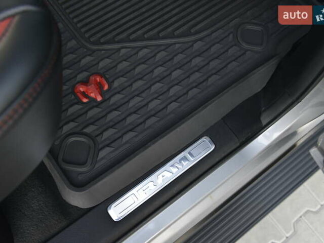 Серый Ram 1500, объемом двигателя 6.17 л и пробегом 26 тыс. км за 125000 $, фото 46 на Automoto.ua