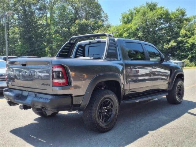 Ram 1500 2021 в Львове на Automoto.ua Серый Ram 1500, объемом двигателя 6.2 л и пробегом 13 тыс. км за 21000 $, фото 5 на Automoto.ua