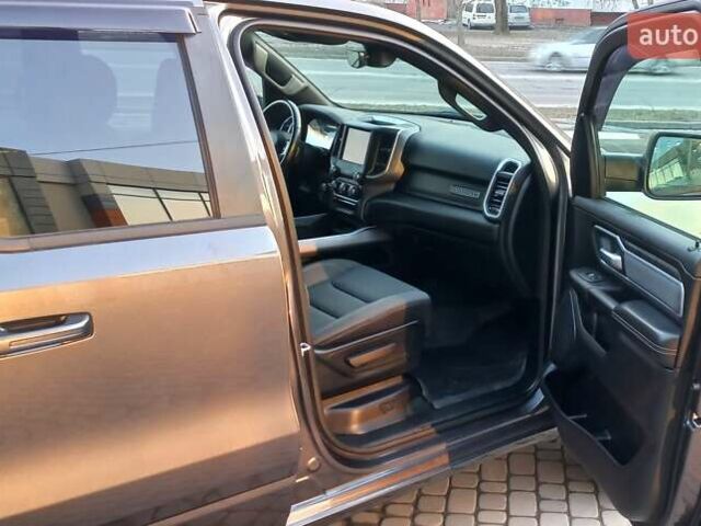 Серый Ram 1500, объемом двигателя 3.6 л и пробегом 66 тыс. км за 32000 $, фото 15 на Automoto.ua