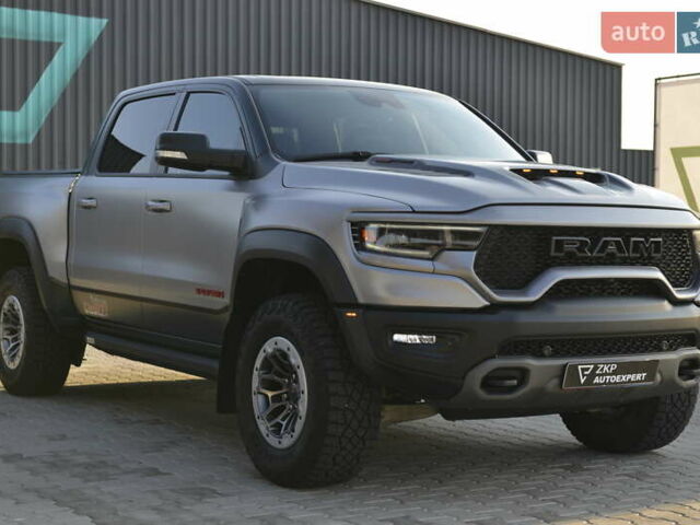 Серый Ram 1500, объемом двигателя 6.17 л и пробегом 26 тыс. км за 125000 $, фото 2 на Automoto.ua