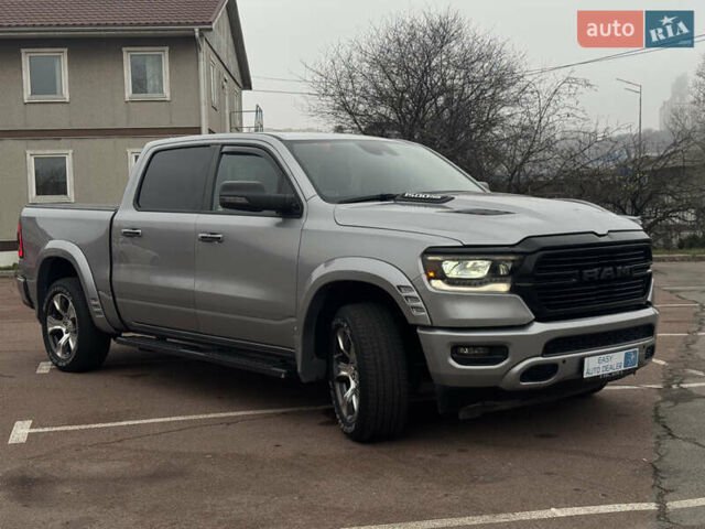 Серый Ram 1500, объемом двигателя 5.65 л и пробегом 21 тыс. км за 43990 $, фото 3 на Automoto.ua
