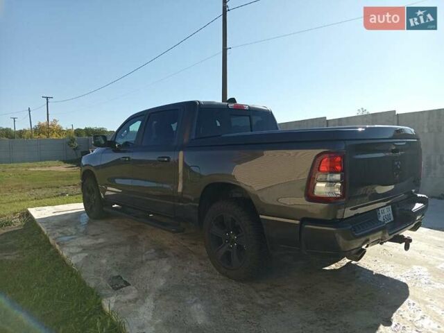 Серый Ram 1500, объемом двигателя 5.65 л и пробегом 86 тыс. км за 60000 $, фото 4 на Automoto.ua
