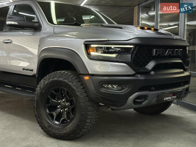 Серый Ram 1500, объемом двигателя 0 л и пробегом 12 тыс. км за 109900 $, фото 3 на Automoto.ua