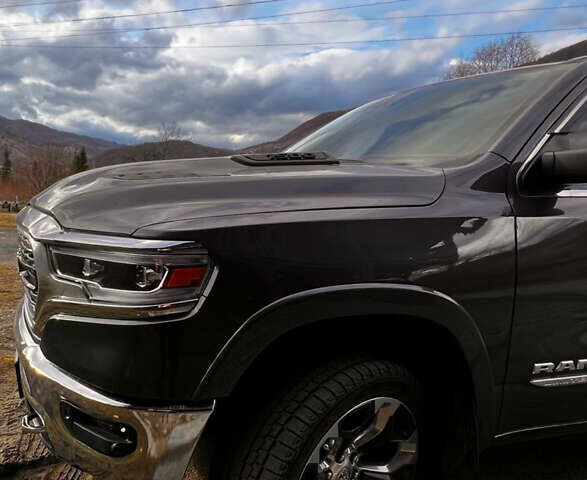 Серый Ram 1500, объемом двигателя 5.65 л и пробегом 74 тыс. км за 65000 $, фото 2 на Automoto.ua