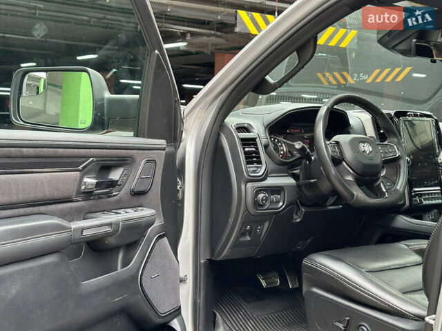 Сірий Ram 1500, об'ємом двигуна 0 л та пробігом 12 тис. км за 115000 $, фото 13 на Automoto.ua