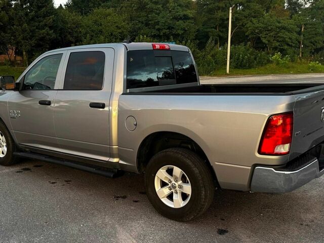 Серый Ram 1500, объемом двигателя 3.6 л и пробегом 57 тыс. км за 28500 $, фото 3 на Automoto.ua