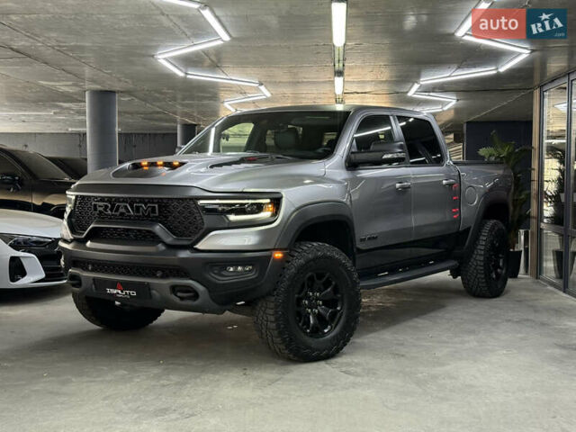 Серый Ram 1500, объемом двигателя 0 л и пробегом 12 тыс. км за 109900 $, фото 6 на Automoto.ua