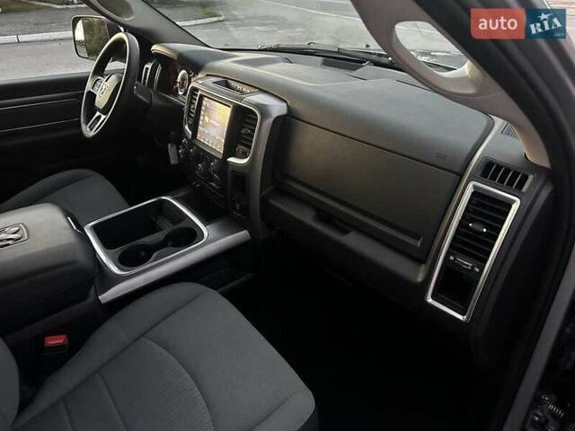 Сірий Ram 1500, об'ємом двигуна 0 л та пробігом 57 тис. км за 28500 $, фото 15 на Automoto.ua