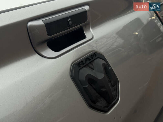 Серый Ram 1500, объемом двигателя 5.65 л и пробегом 21 тыс. км за 43990 $, фото 15 на Automoto.ua