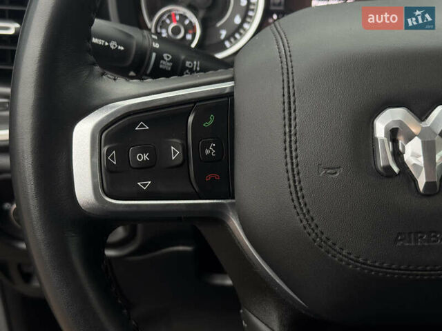 Серый Ram 1500, объемом двигателя 5.65 л и пробегом 21 тыс. км за 43990 $, фото 31 на Automoto.ua