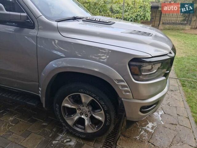 Серый Ram 1500, объемом двигателя 5.65 л и пробегом 19 тыс. км за 45000 $, фото 11 на Automoto.ua