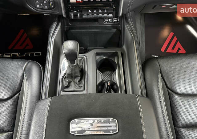 Серый Ram 1500, объемом двигателя 0 л и пробегом 12 тыс. км за 109900 $, фото 25 на Automoto.ua