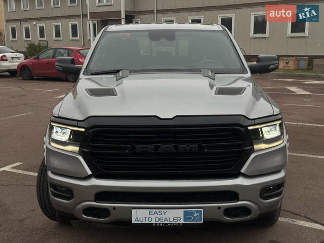 Серый Ram 1500, объемом двигателя 5.65 л и пробегом 21 тыс. км за 43990 $, фото 2 на Automoto.ua