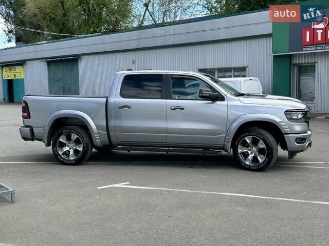 Серый Ram 1500, объемом двигателя 5.65 л и пробегом 21 тыс. км за 46990 $, фото 3 на Automoto.ua