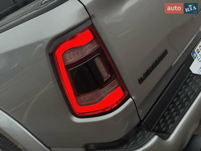 Серый Ram 1500, объемом двигателя 5.65 л и пробегом 21 тыс. км за 43990 $, фото 14 на Automoto.ua