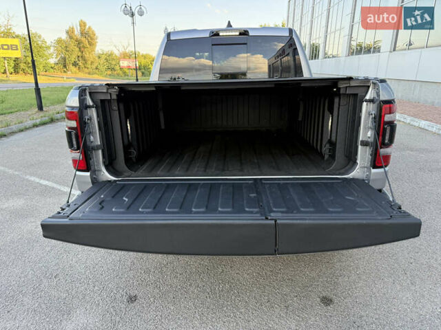 Сірий Ram 1500, об'ємом двигуна 5.65 л та пробігом 58 тис. км за 67000 $, фото 24 на Automoto.ua