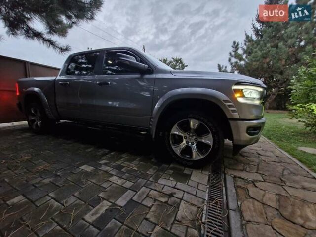 Серый Ram 1500, объемом двигателя 5.65 л и пробегом 19 тыс. км за 45000 $, фото 2 на Automoto.ua