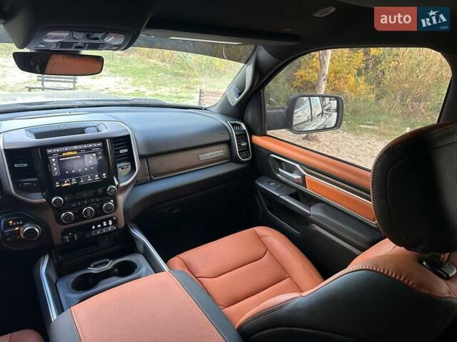 Ram 1500 2022 у Запоріжжя на Automoto.ua Сірий Ram 1500, об'ємом двигуна 5.65 л та пробігом 68 тис. км за 45000 $, фото 19 на Automoto.ua