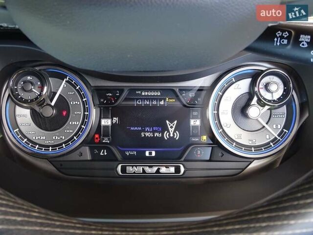 Серый Ram 1500, объемом двигателя 5.65 л и пробегом 74 тыс. км за 65000 $, фото 22 на Automoto.ua