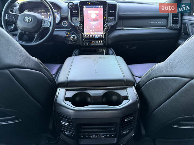 Сірий Ram 1500, об'ємом двигуна 5.65 л та пробігом 58 тис. км за 67000 $, фото 39 на Automoto.ua