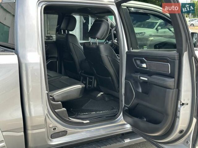 Серый Ram 1500, объемом двигателя 5.65 л и пробегом 21 тыс. км за 46990 $, фото 42 на Automoto.ua