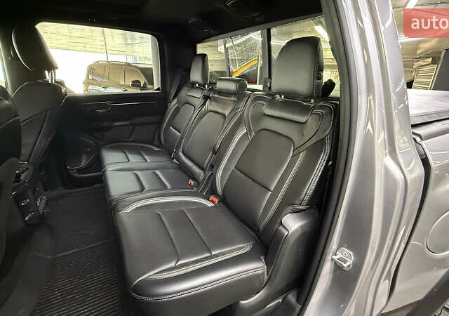 Серый Ram 1500, объемом двигателя 0 л и пробегом 12 тыс. км за 109900 $, фото 20 на Automoto.ua