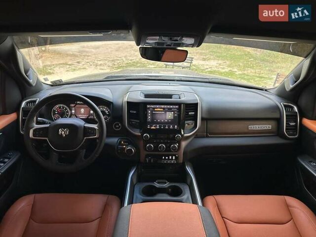 Ram 1500 2022 у Запоріжжя на Automoto.ua Сірий Ram 1500, об'ємом двигуна 5.65 л та пробігом 68 тис. км за 45000 $, фото 16 на Automoto.ua