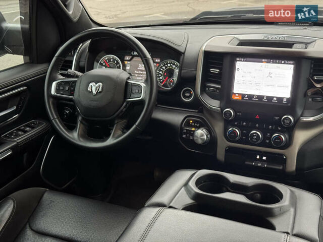 Серый Ram 1500, объемом двигателя 5.65 л и пробегом 21 тыс. км за 43990 $, фото 21 на Automoto.ua