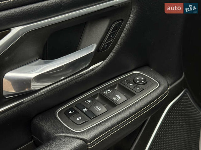 Серый Ram 1500, объемом двигателя 5.65 л и пробегом 21 тыс. км за 43990 $, фото 28 на Automoto.ua