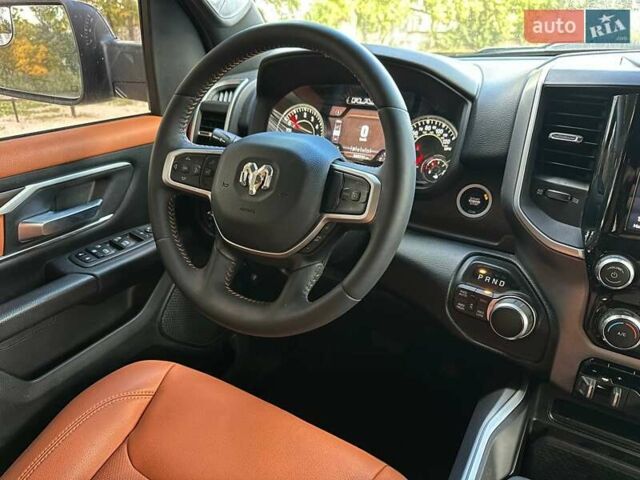 Ram 1500 2022 у Запоріжжя на Automoto.ua Сірий Ram 1500, об'ємом двигуна 5.65 л та пробігом 68 тис. км за 45000 $, фото 18 на Automoto.ua