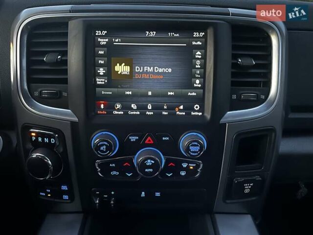 Сірий Ram 1500, об'ємом двигуна 0 л та пробігом 57 тис. км за 28500 $, фото 18 на Automoto.ua