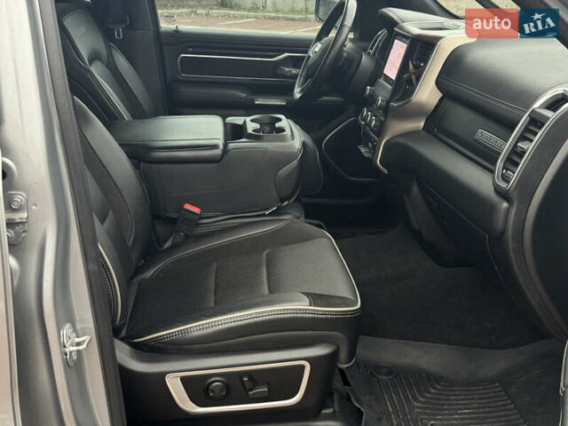 Серый Ram 1500, объемом двигателя 5.65 л и пробегом 21 тыс. км за 43990 $, фото 23 на Automoto.ua