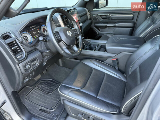 Сірий Ram 1500, об'ємом двигуна 5.65 л та пробігом 58 тис. км за 67000 $, фото 42 на Automoto.ua