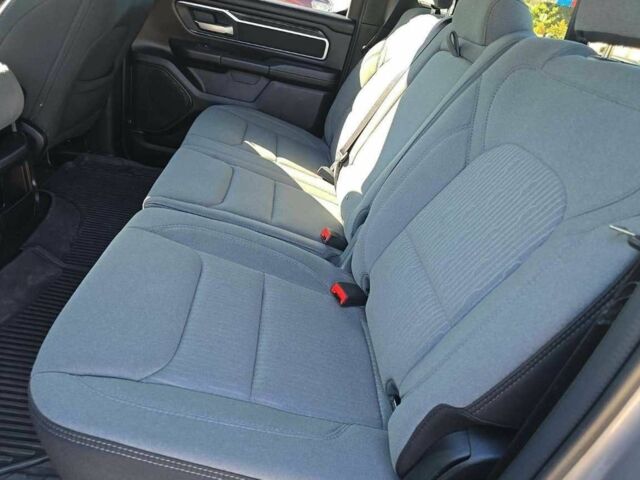 Серый Ram 1500, объемом двигателя 0 л и пробегом 22 тыс. км за 43000 $, фото 7 на Automoto.ua