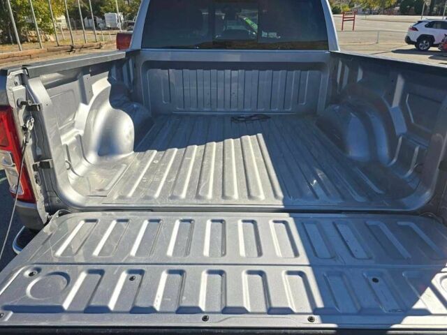 Серый Ram 1500, объемом двигателя 0 л и пробегом 22 тыс. км за 43000 $, фото 6 на Automoto.ua