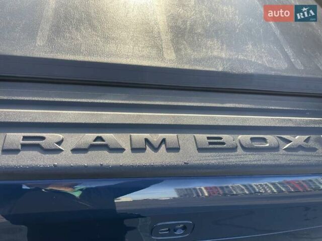 Синий Ram 1500, объемом двигателя 5.7 л и пробегом 48 тыс. км за 57000 $, фото 14 на Automoto.ua
